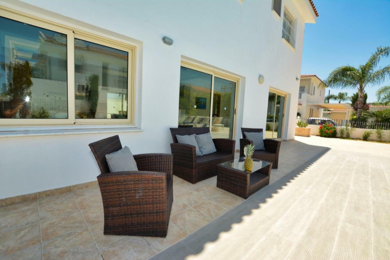 Blue Sea Villa بروتاراس المظهر الخارجي الصورة
