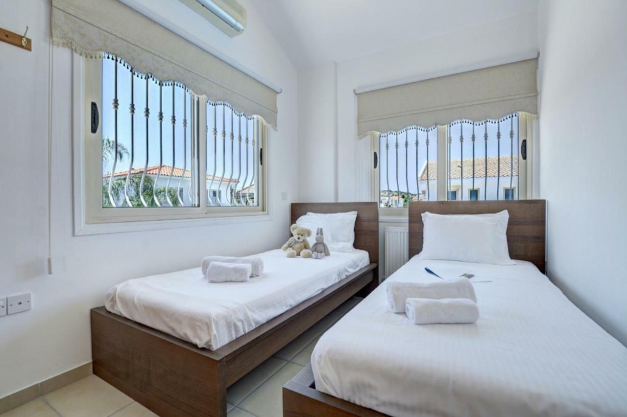 Blue Sea Villa بروتاراس المظهر الخارجي الصورة